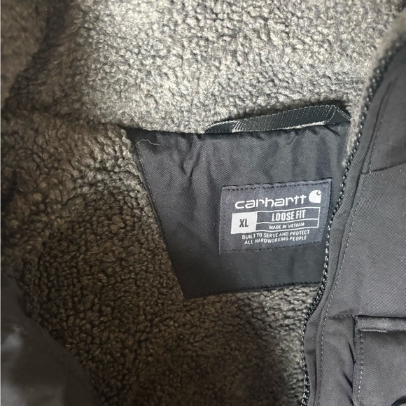 Carhartt Men's Black Puffer Jacket - Picture 3 of 3